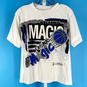 90s Orlando Magic NBA Magic Johnson tshirt 1990s vintage
